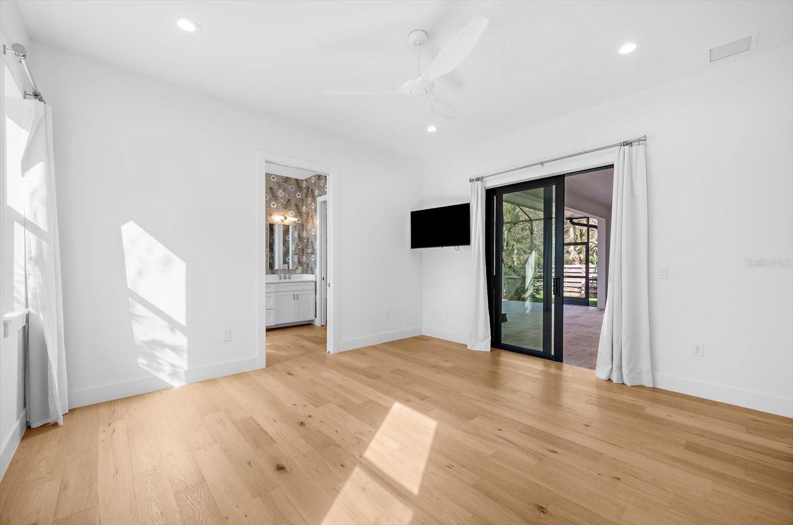 2135 DATURA ST, SARASOTA, FL, 34239
