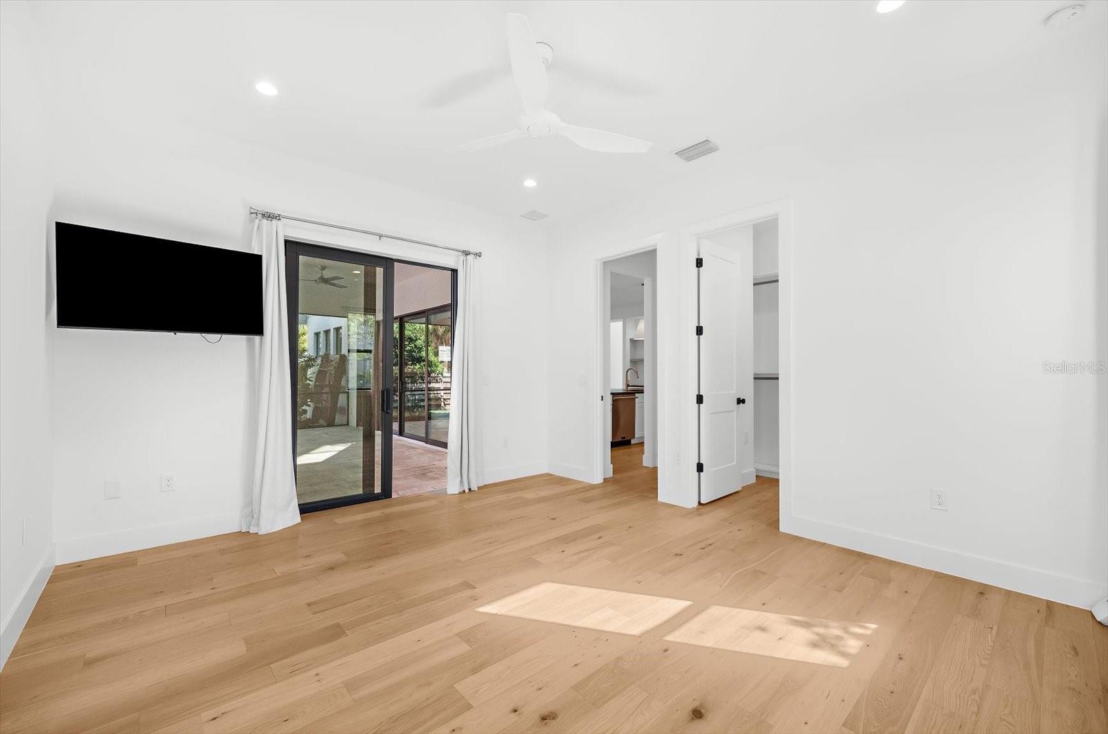 2135 DATURA ST, SARASOTA, FL, 34239