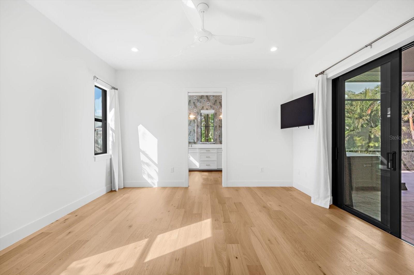 2135 DATURA ST, SARASOTA, FL, 34239