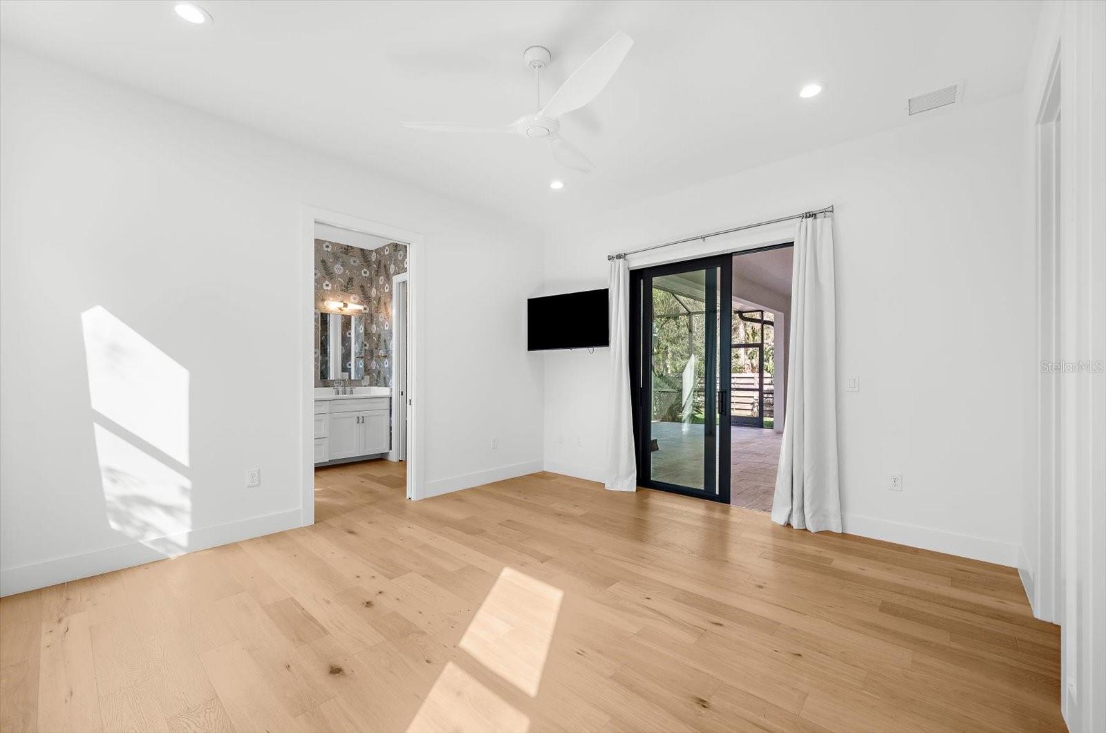 2135 DATURA ST, SARASOTA, FL, 34239