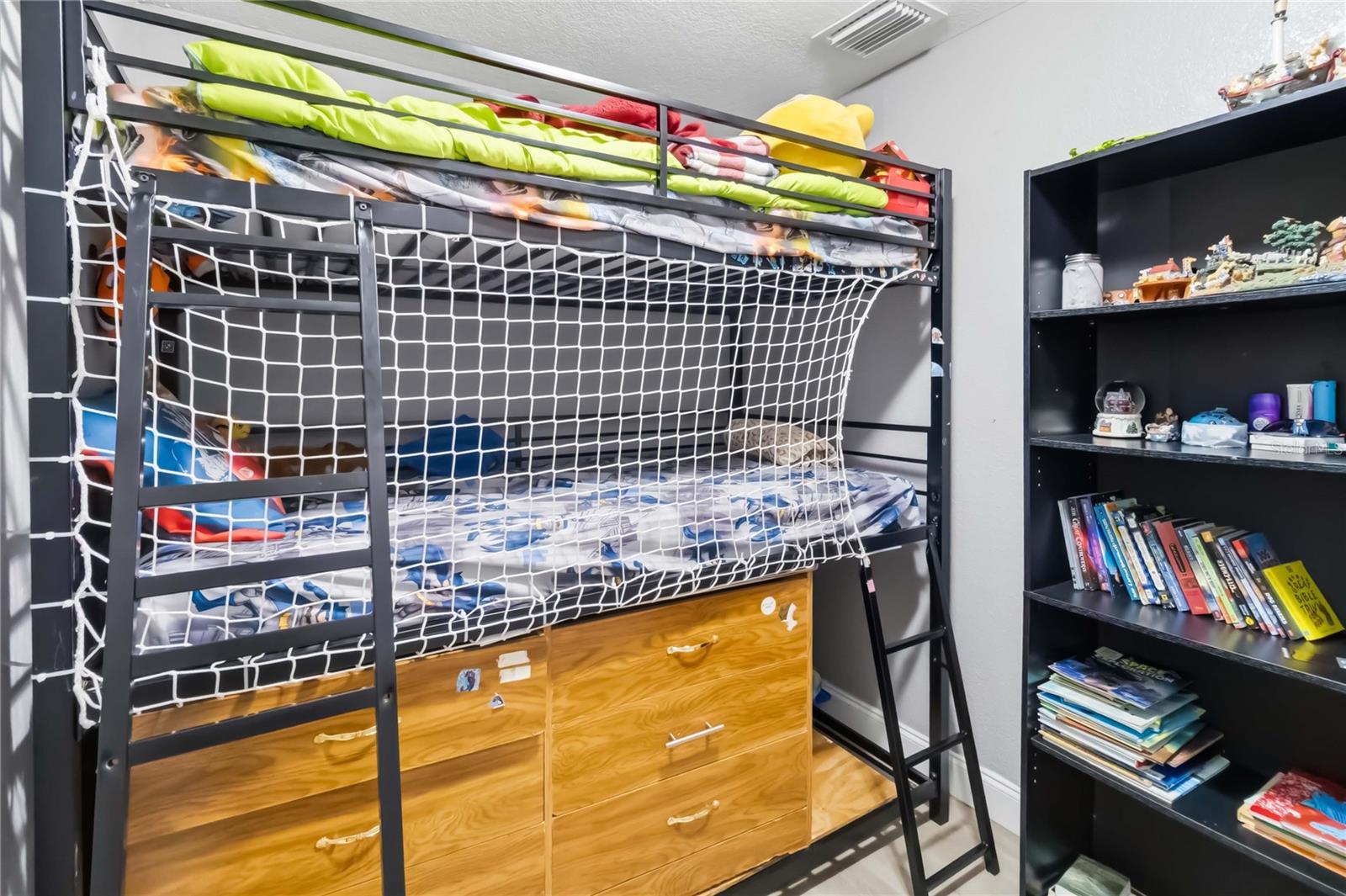 3545 GREENFIELD AVE, ORLANDO, FL, 32808