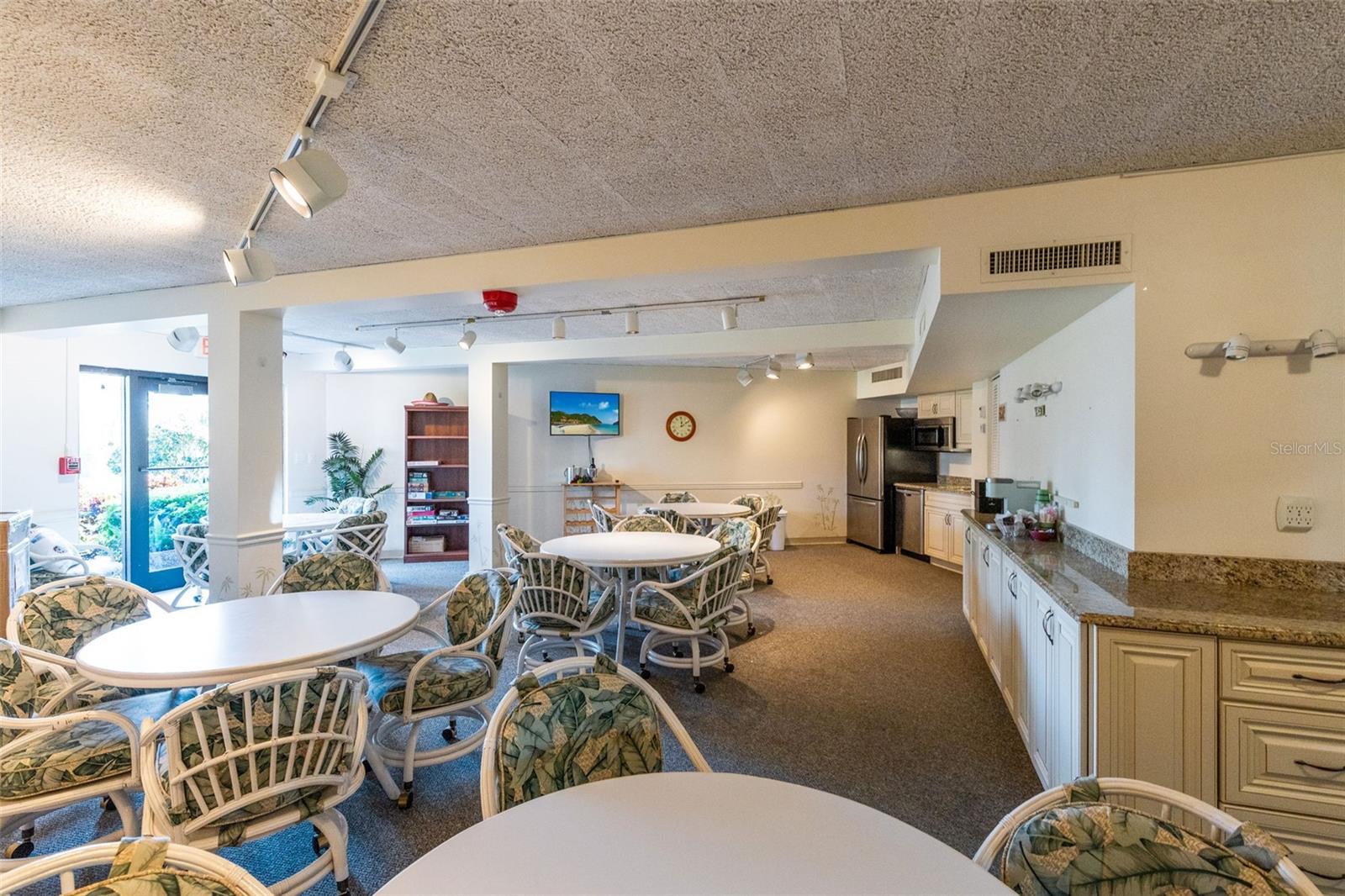 845 COLLIER CT #306, MARCO ISLAND, FL, 34145
