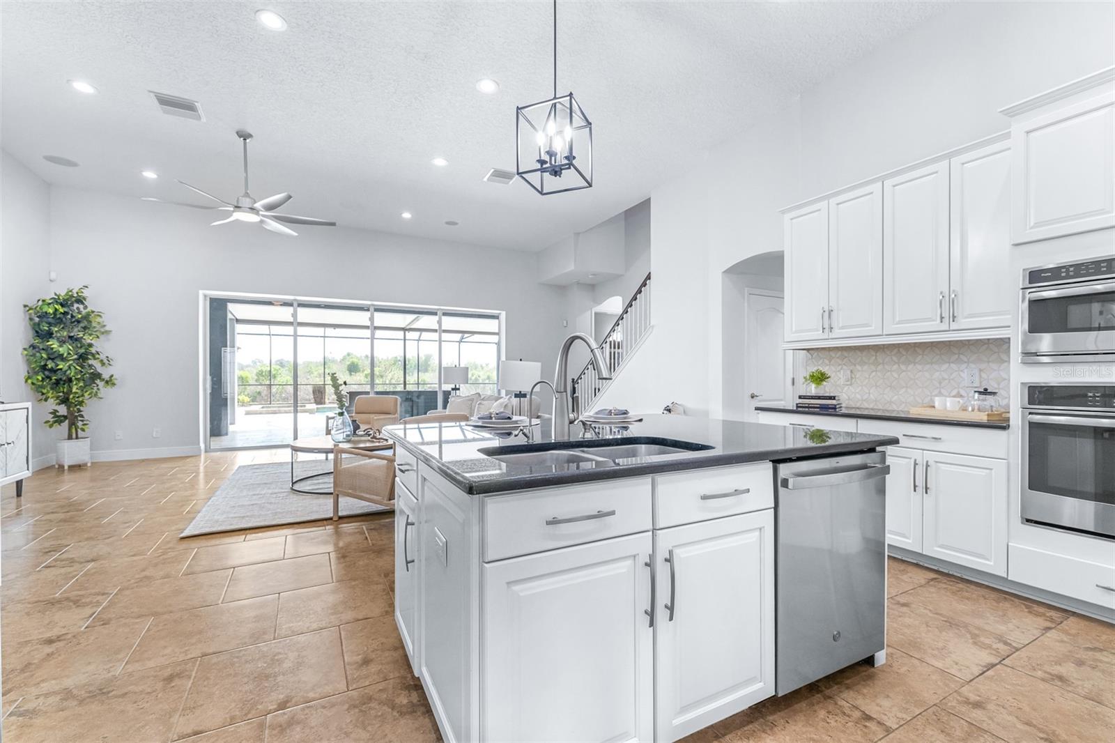 32545 SILVERCREEK WAY, WESLEY CHAPEL, FL, 33545