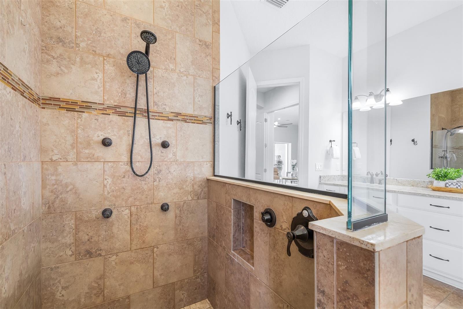 32545 SILVERCREEK WAY, WESLEY CHAPEL, FL, 33545