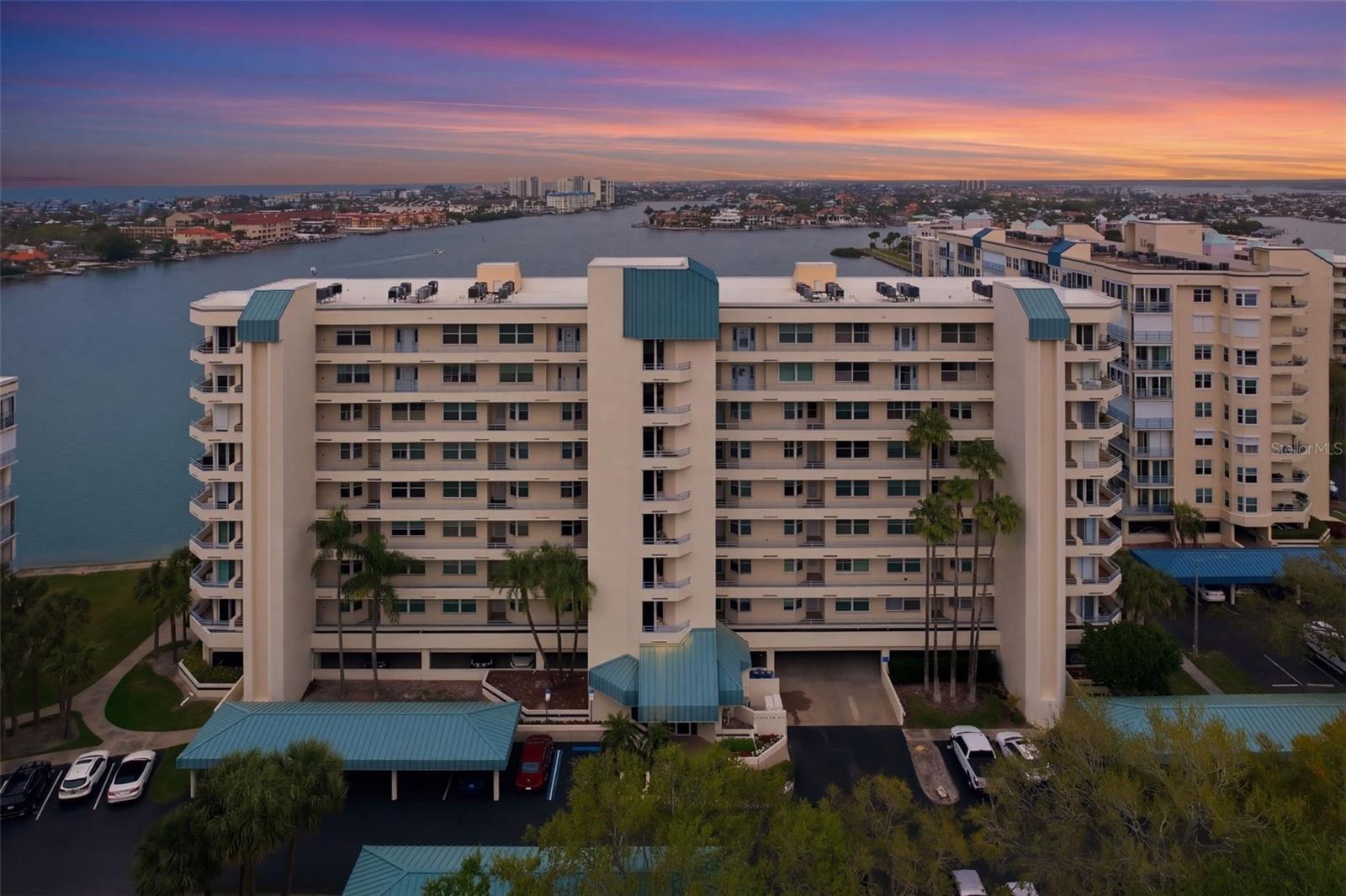7932 SAILBOAT KEY BLVD S #806, SOUTH PASADENA, FL, 33707