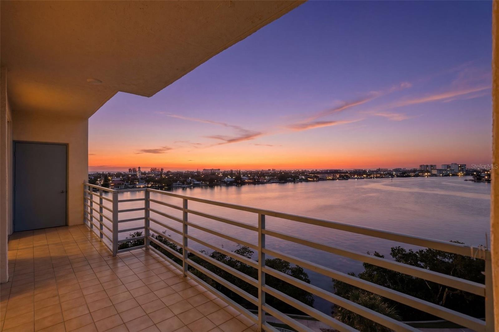 7932 SAILBOAT KEY BLVD S #806, SOUTH PASADENA, FL, 33707