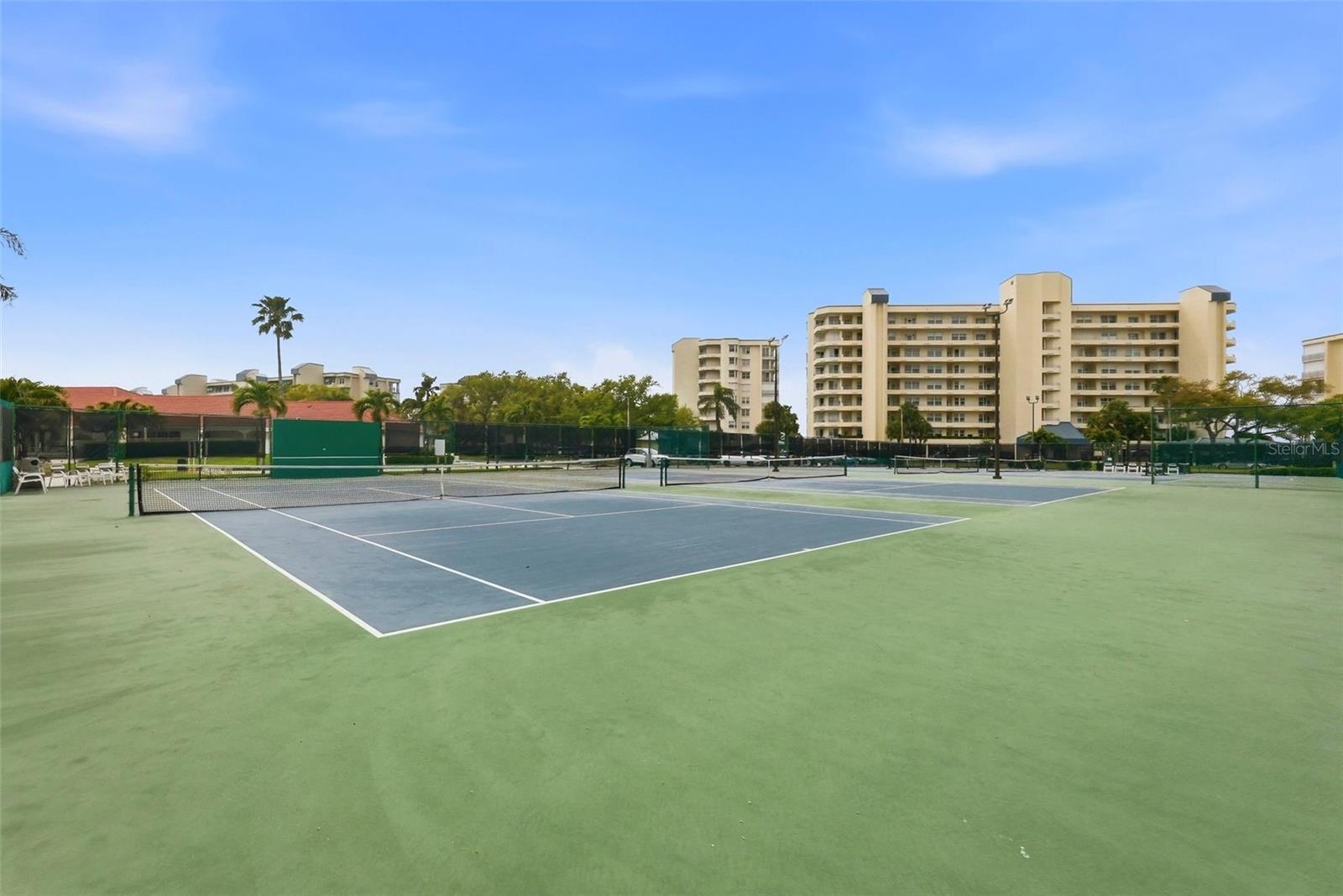 7932 SAILBOAT KEY BLVD S #806, SOUTH PASADENA, FL, 33707