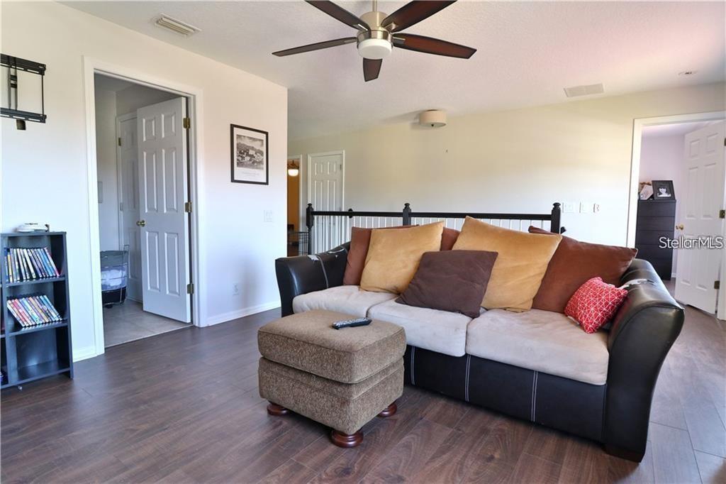 10217 DOLCE VISTA DR NE, ST PETERSBURG, FL, 33702