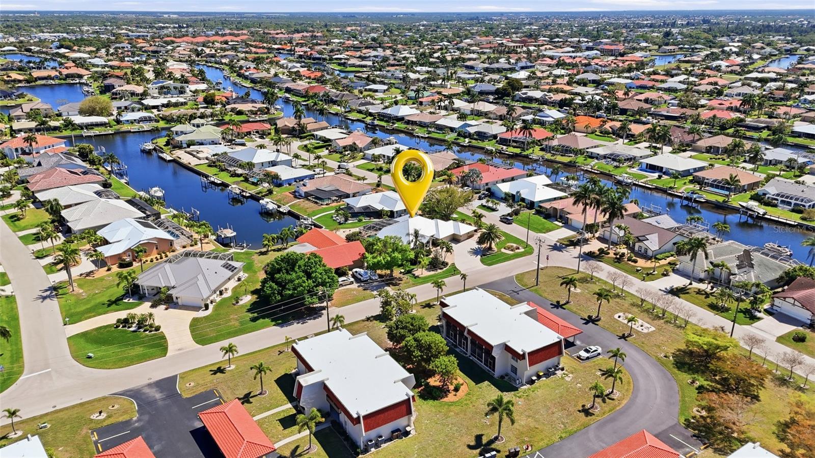 420 GARVIN ST, PUNTA GORDA, FL, 33950