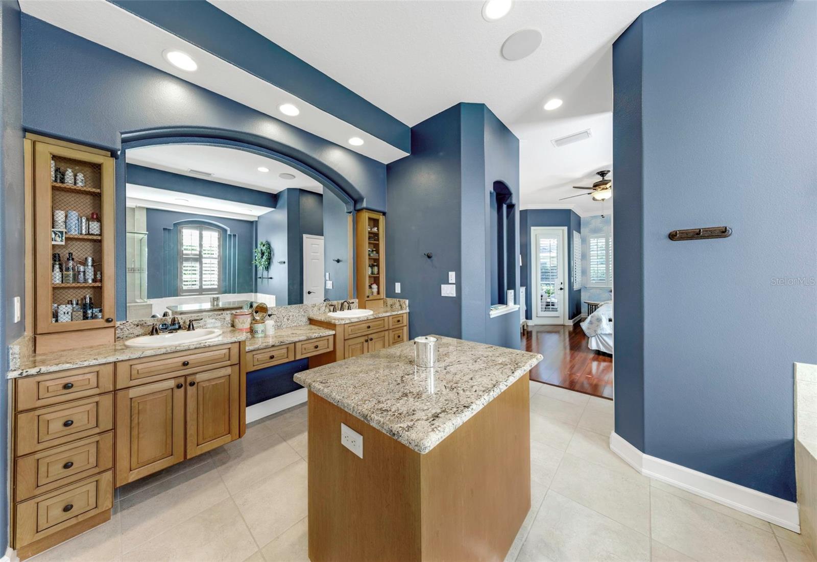 3687 JANUS WAY, PALM HARBOR, FL, 34685