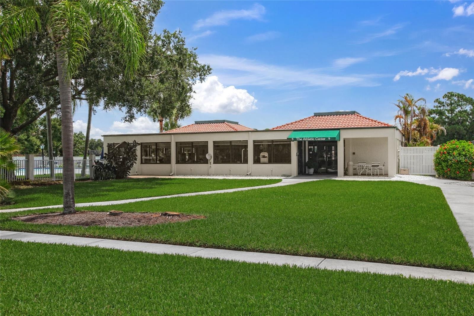 4806 W COUNTRY CLUB DR, SARASOTA, FL, 34243