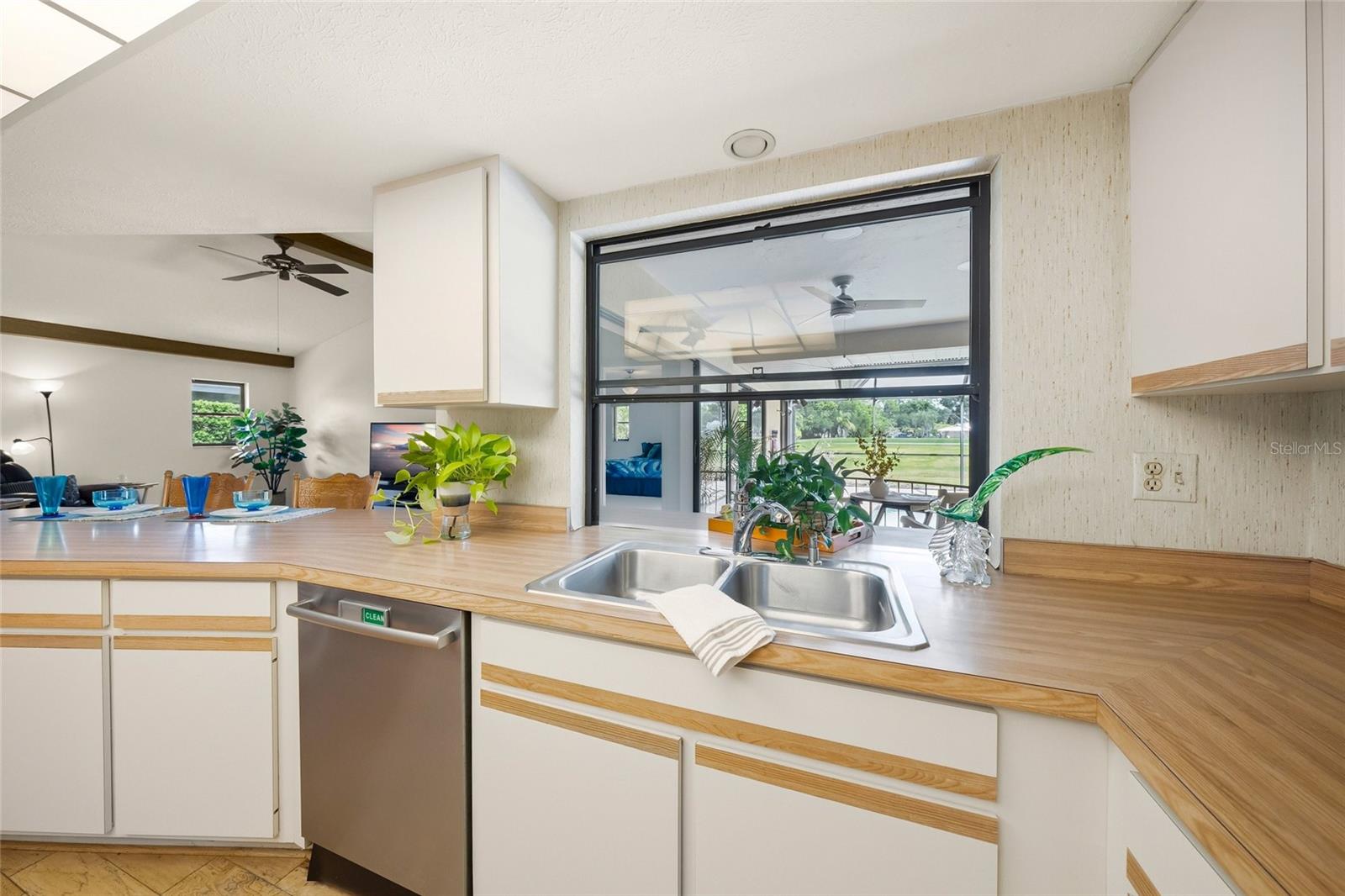 4806 W COUNTRY CLUB DR, SARASOTA, FL, 34243