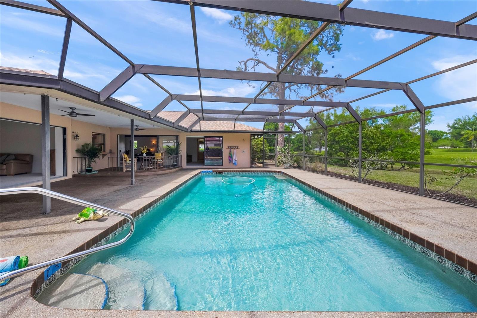 4806 W COUNTRY CLUB DR, SARASOTA, FL, 34243