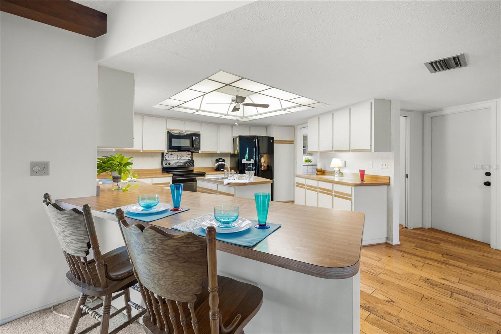 4806 W COUNTRY CLUB DR, SARASOTA, FL, 34243