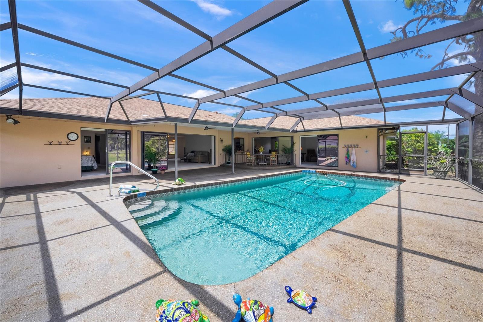 4806 W COUNTRY CLUB DR, SARASOTA, FL, 34243