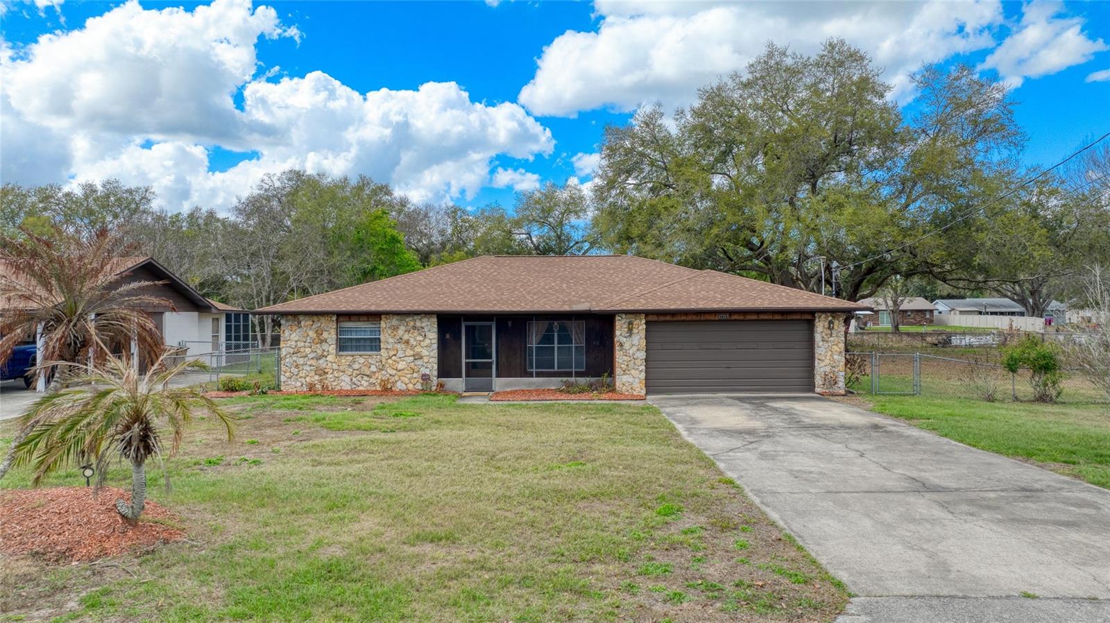 27727 LOIS DR, TAVARES, FL, 32778