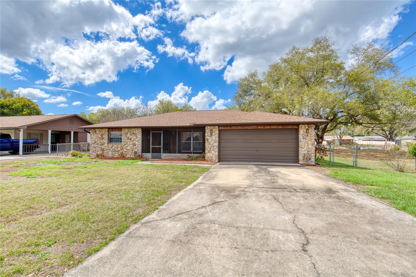 27727 LOIS DR, TAVARES, FL, 32778