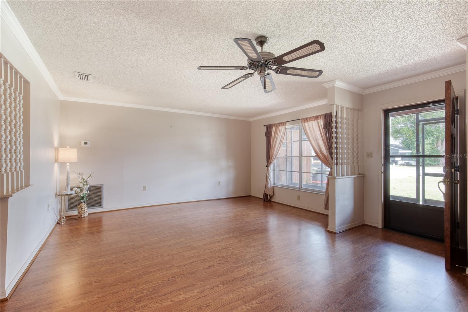 27727 LOIS DR, TAVARES, FL, 32778