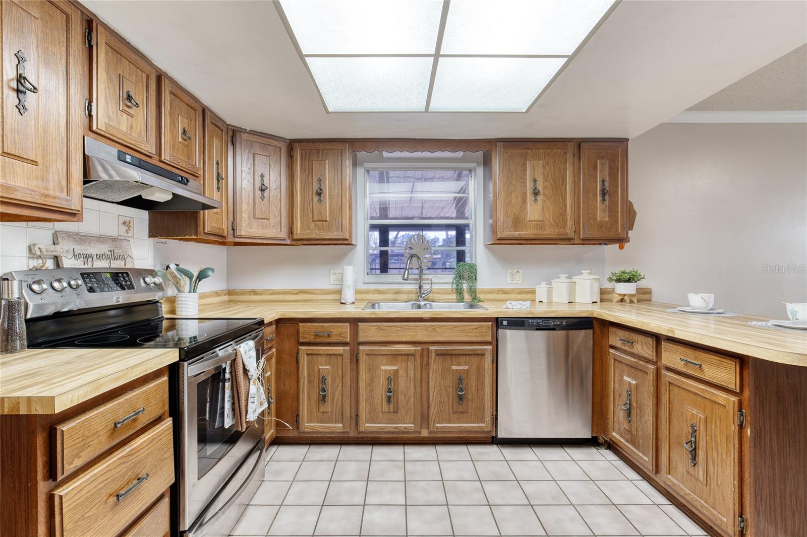 27727 LOIS DR, TAVARES, FL, 32778