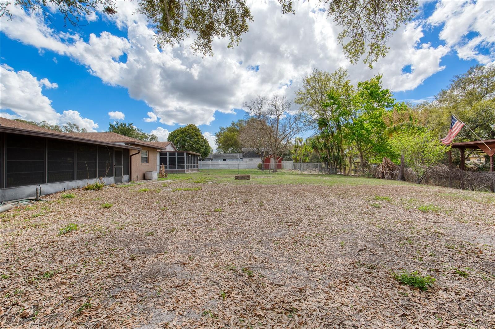 27727 LOIS DR, TAVARES, FL, 32778