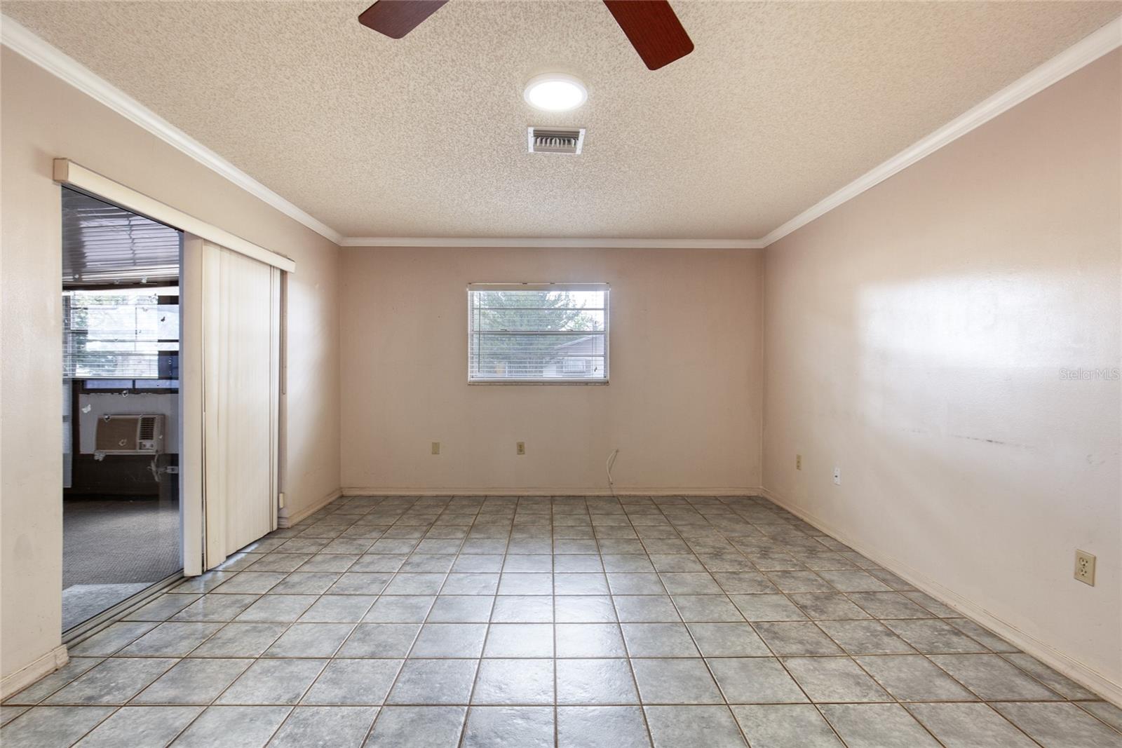 27727 LOIS DR, TAVARES, FL, 32778