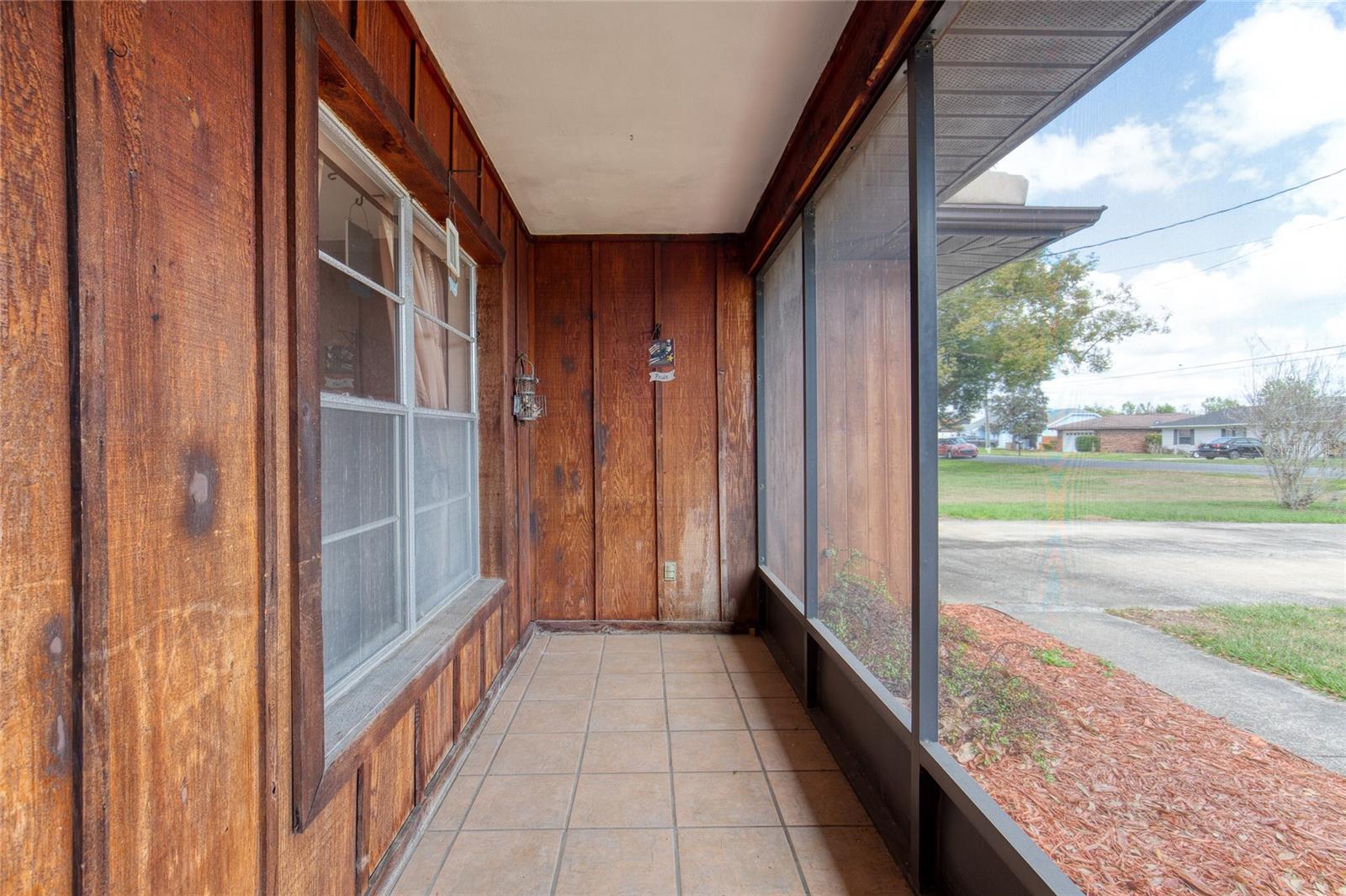 27727 LOIS DR, TAVARES, FL, 32778