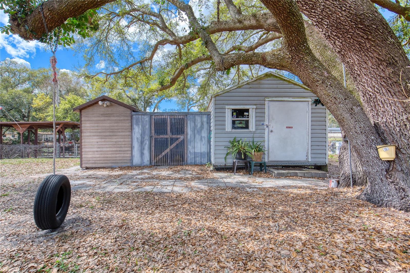 27727 LOIS DR, TAVARES, FL, 32778