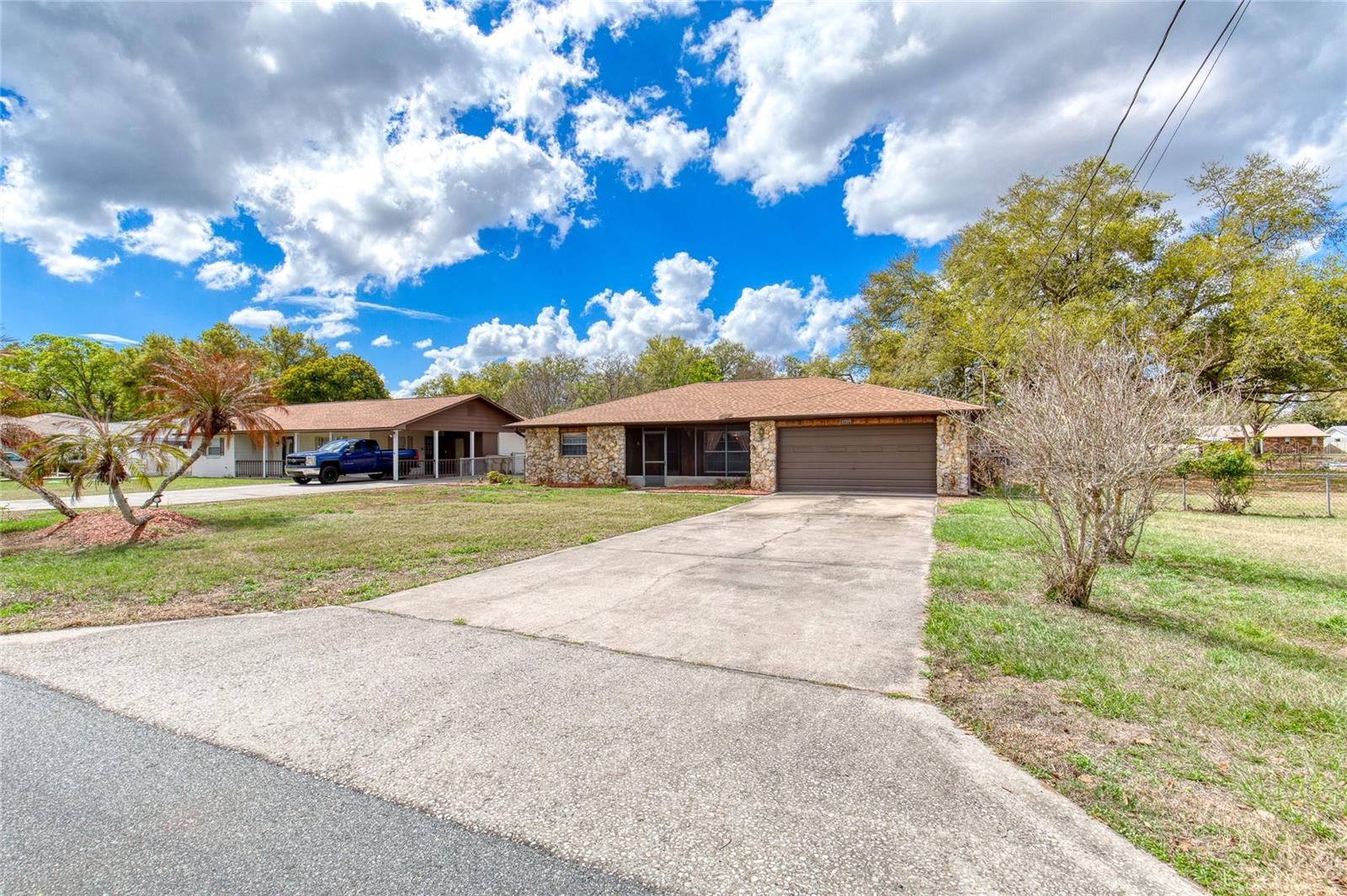 27727 LOIS DR, TAVARES, FL, 32778