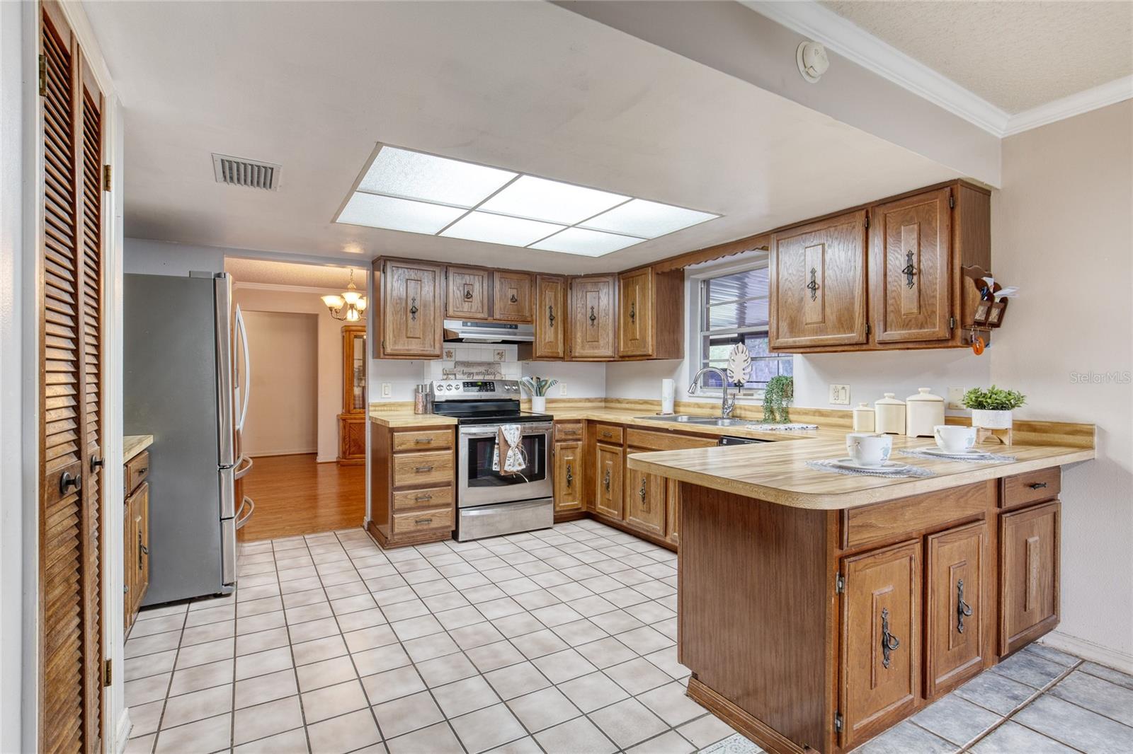 27727 LOIS DR, TAVARES, FL, 32778