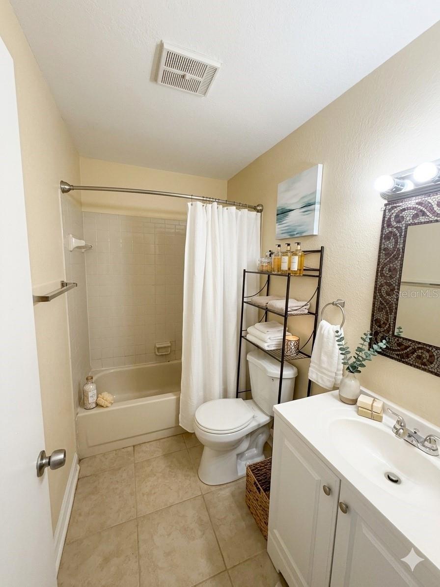 7143 E BANK DR #7143, TAMPA, FL, 33617
