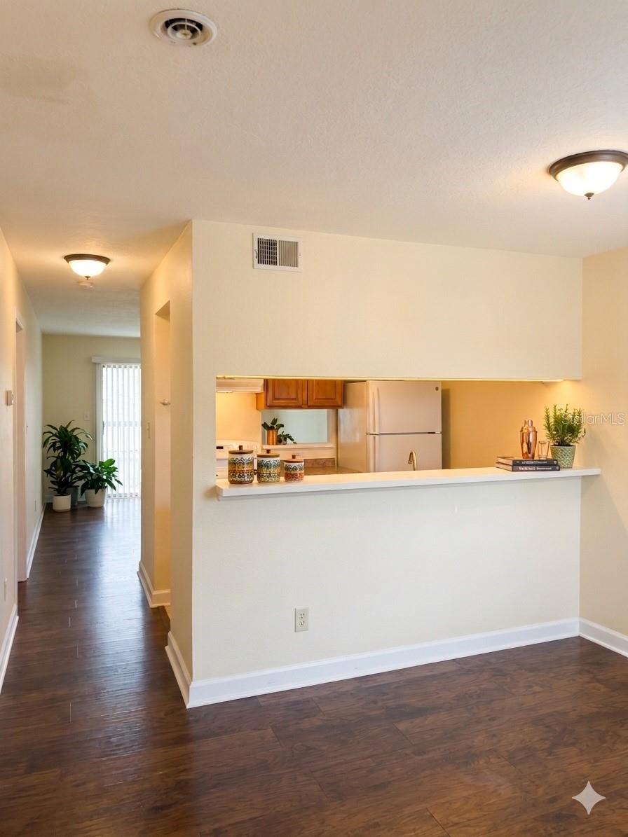 7143 E BANK DR #7143, TAMPA, FL, 33617