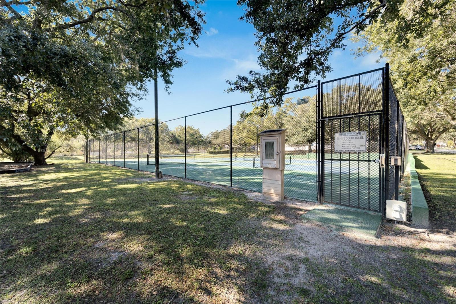 7610 LEON AVE, TEMPLE TERRACE, FL, 33637