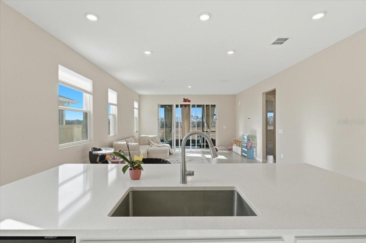 596 HENNEPIN LOOP, LAKE WALES, FL, 33898