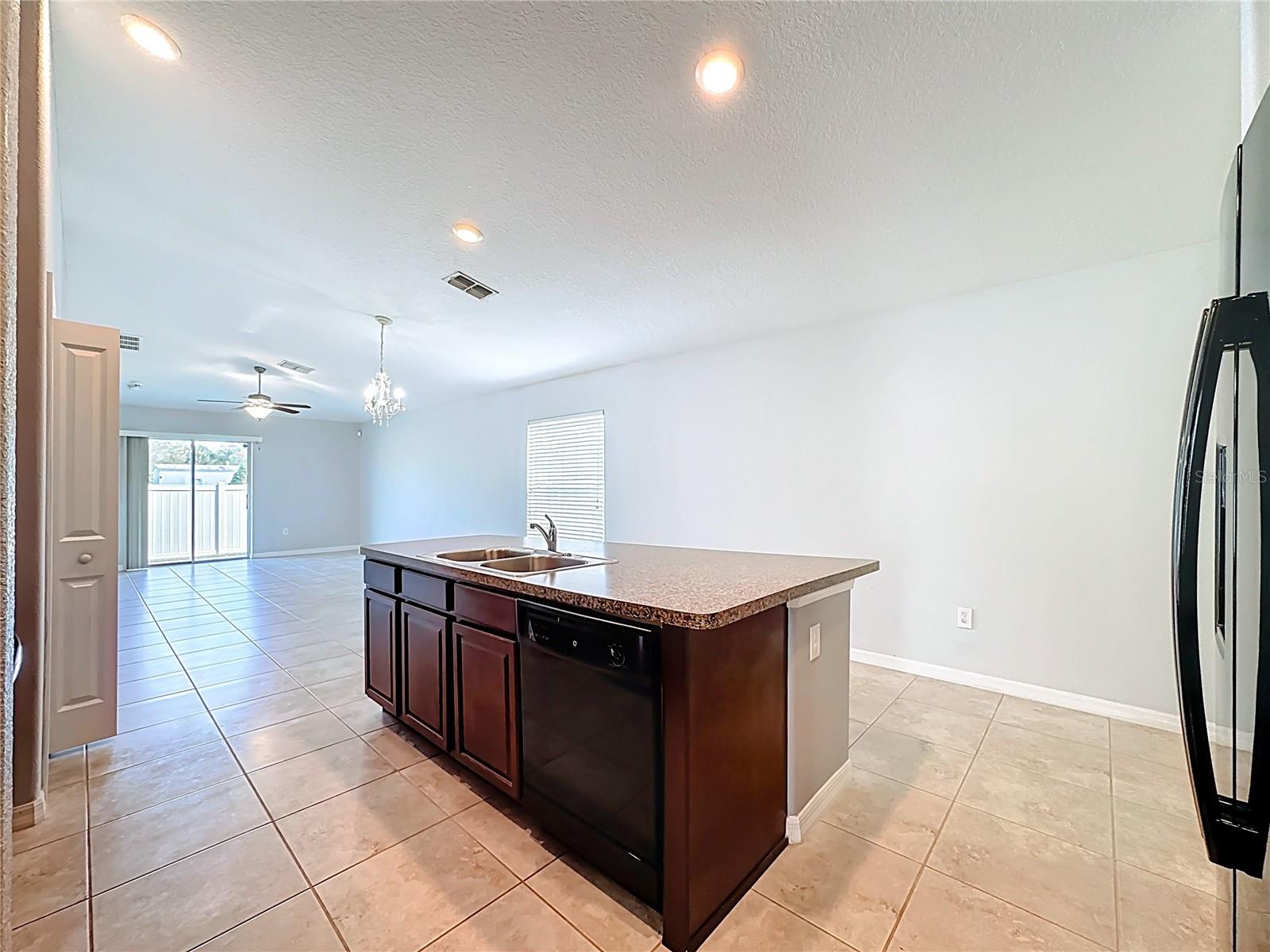 349 CASCADE BEND DR, RUSKIN, FL, 33570