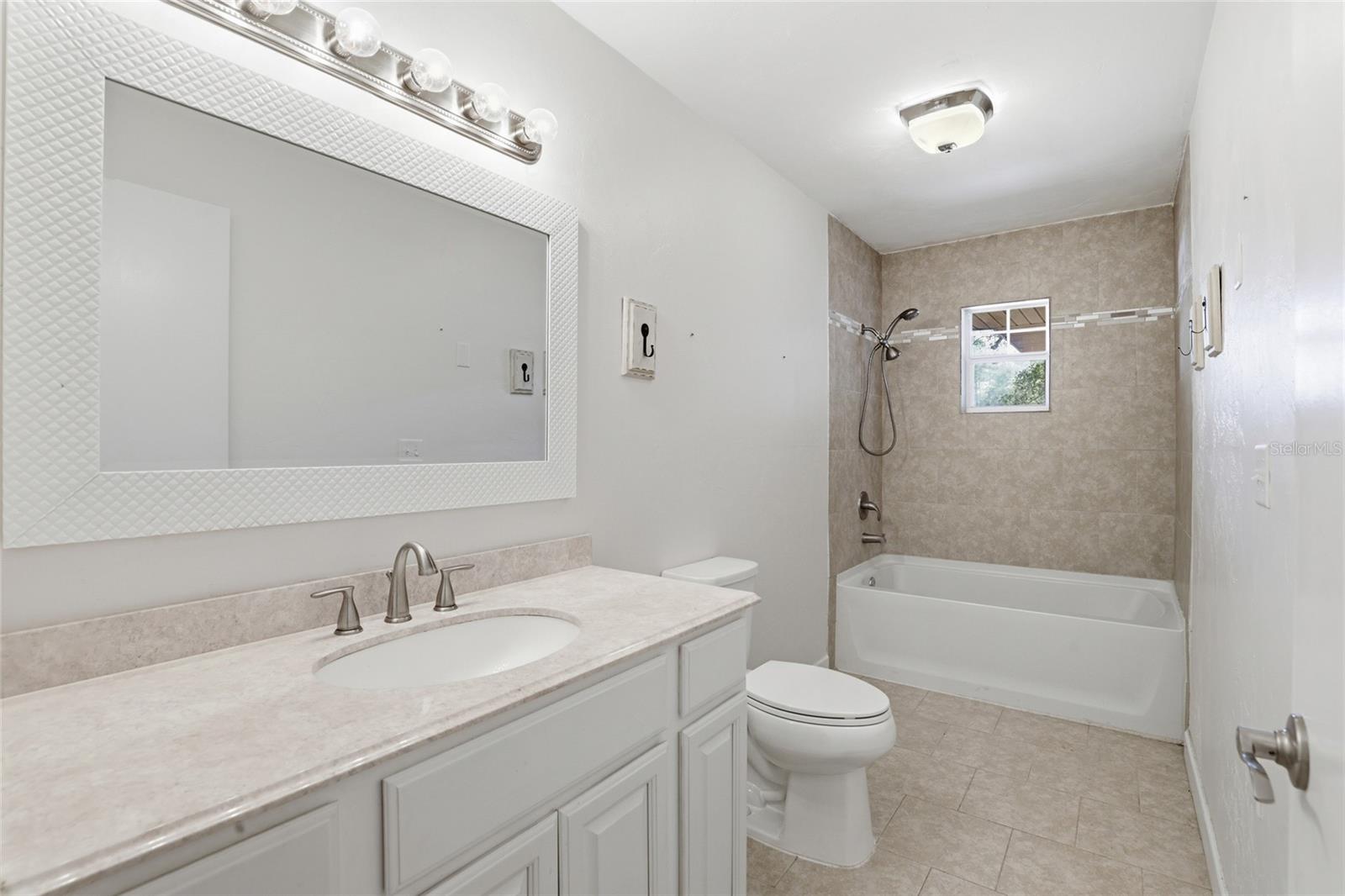 611 NE 10TH BLVD, WILLISTON, FL, 32696