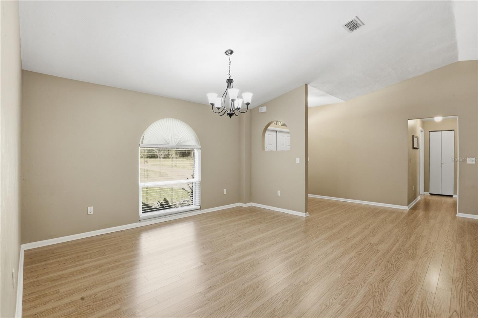 611 NE 10TH BLVD, WILLISTON, FL, 32696