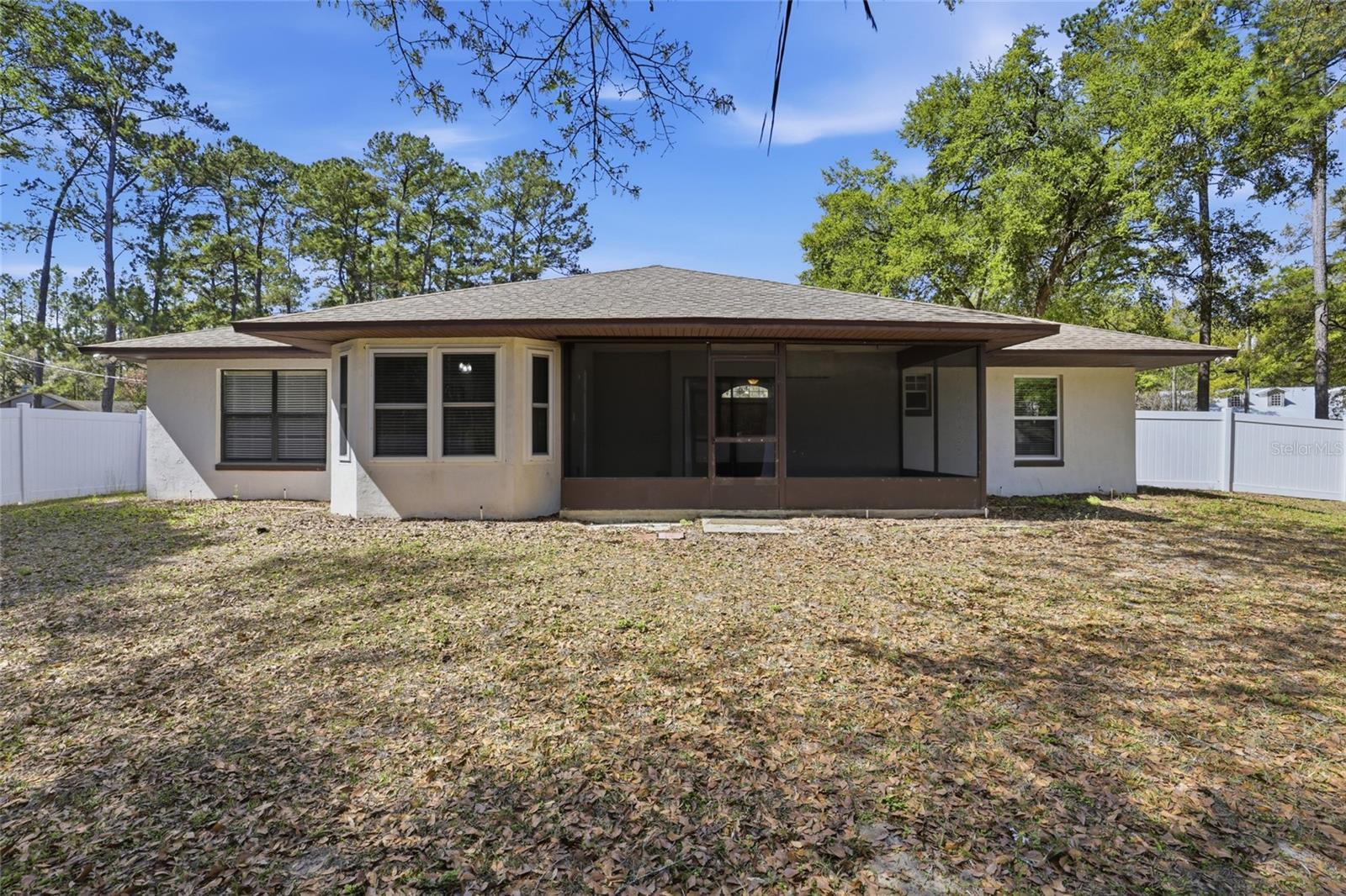 611 NE 10TH BLVD, WILLISTON, FL, 32696