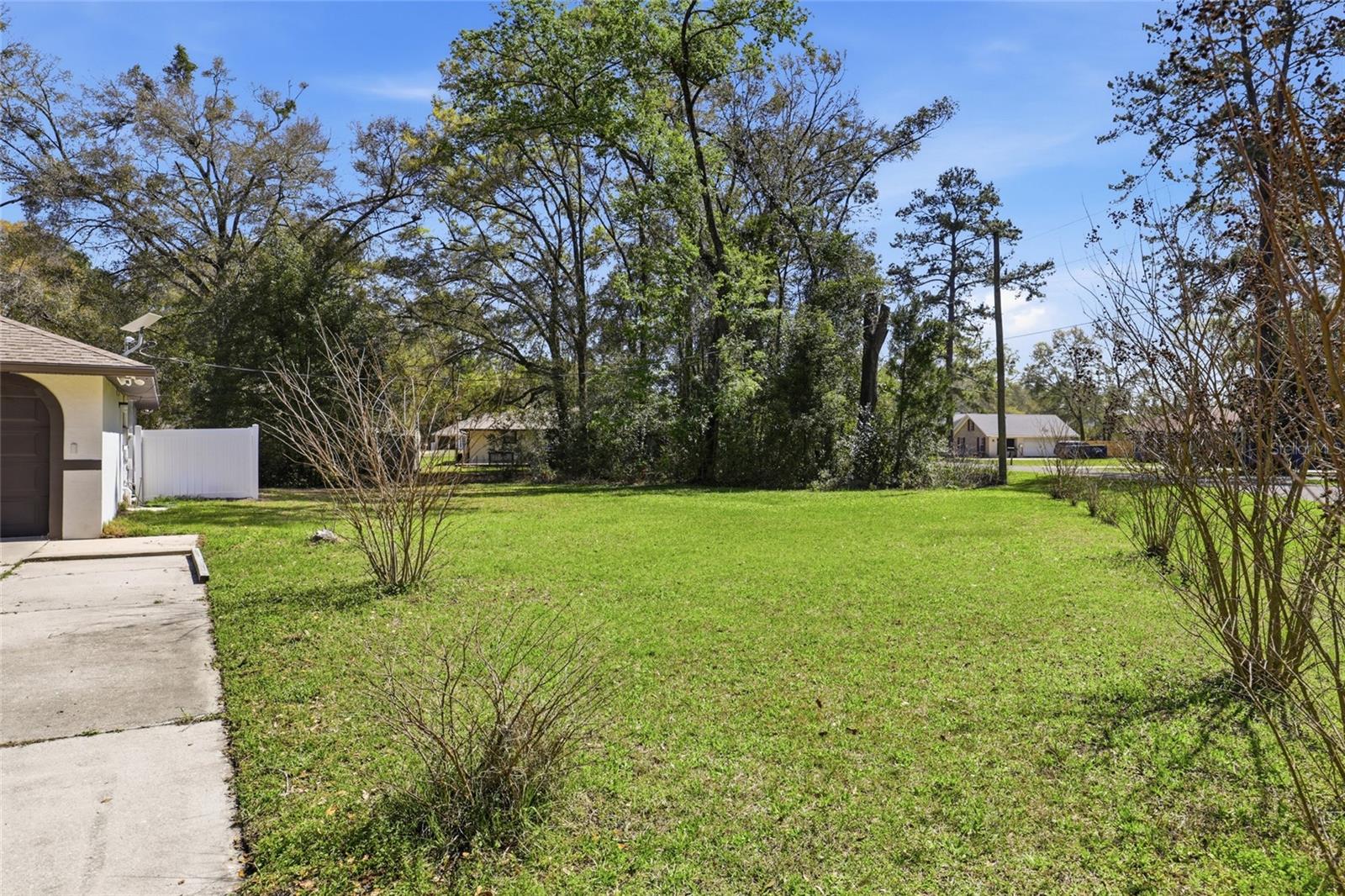 611 NE 10TH BLVD, WILLISTON, FL, 32696