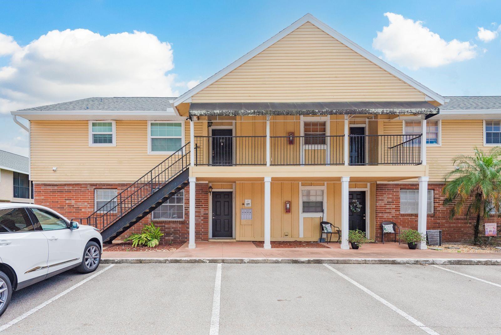 200 COUNTRY CLUB DR #701, LARGO, FL, 33771