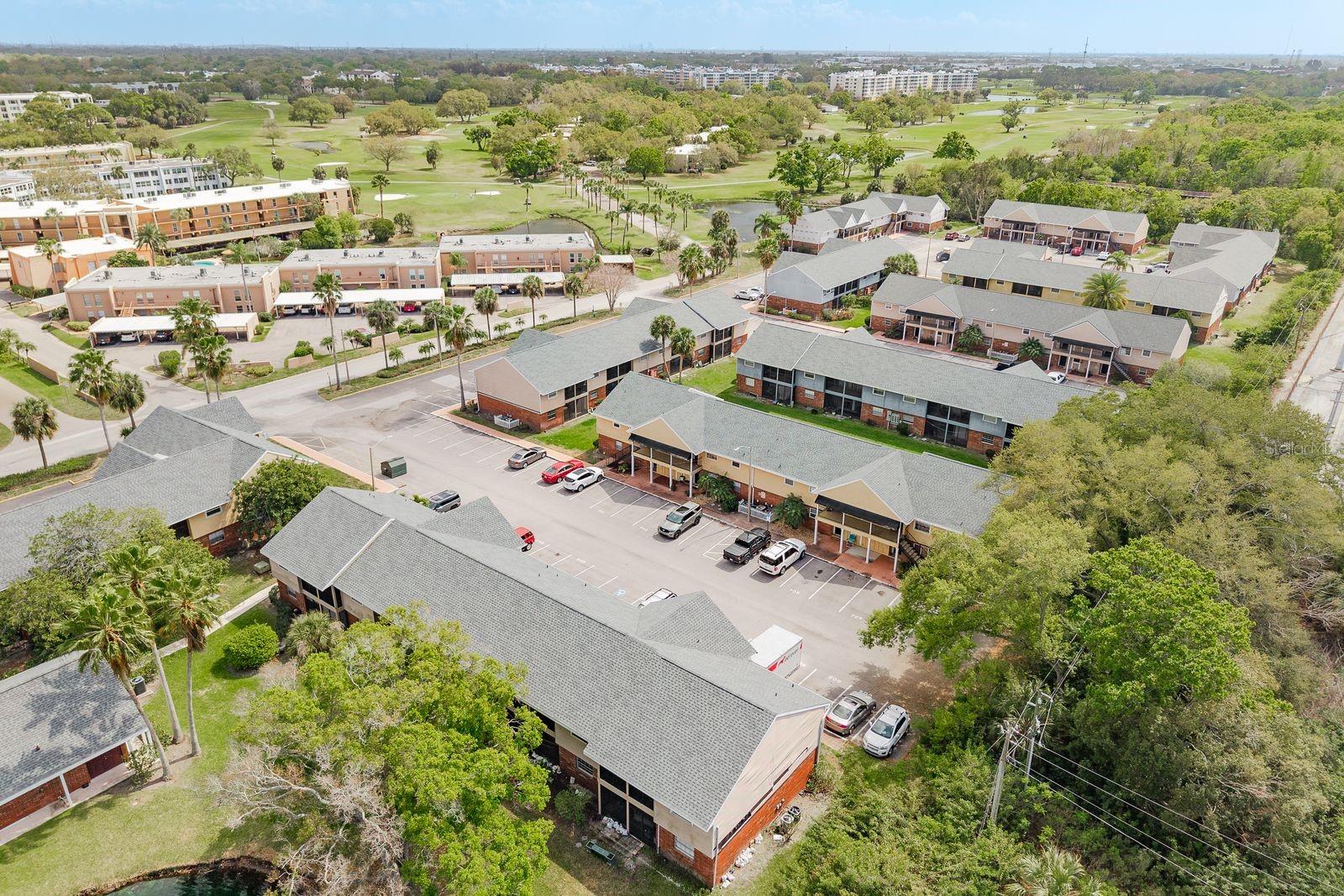 200 COUNTRY CLUB DR #701, LARGO, FL, 33771