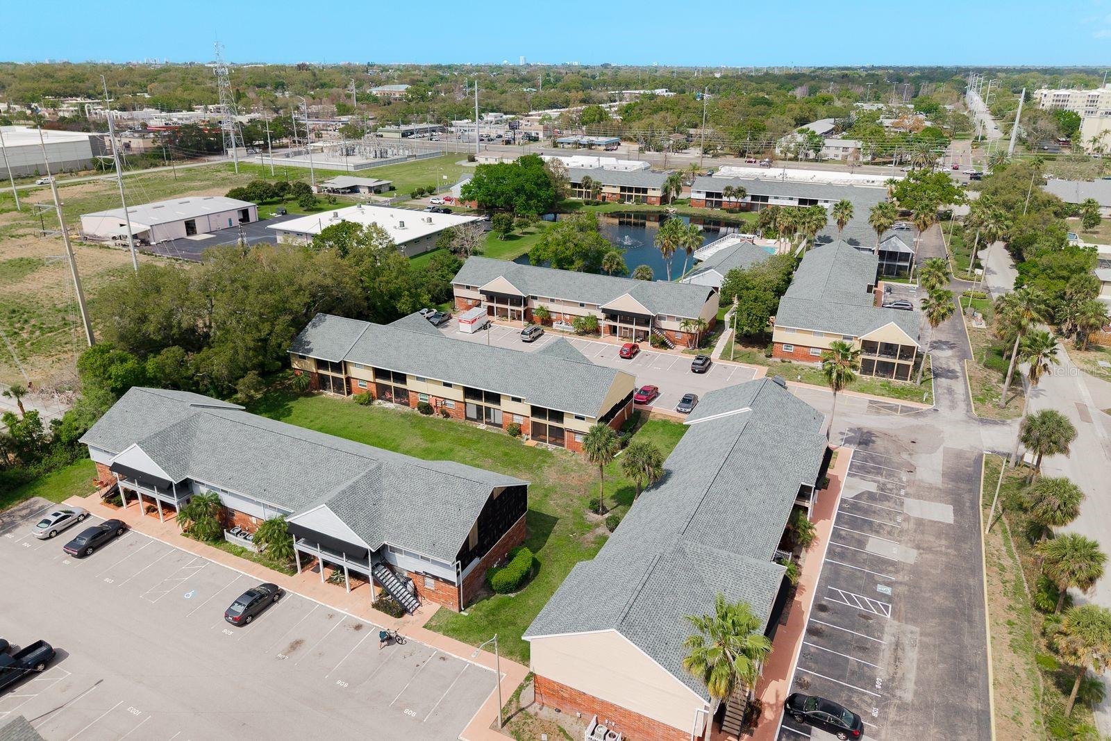 200 COUNTRY CLUB DR #701, LARGO, FL, 33771