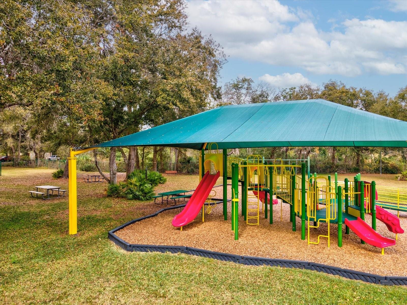 5235 POND VIEW CT, ZEPHYRHILLS, FL, 33541