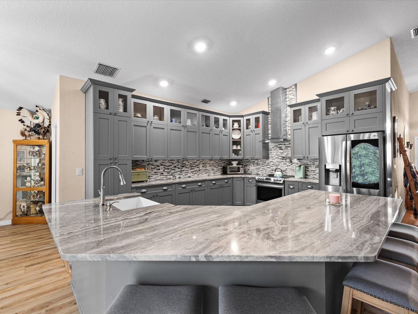 5235 POND VIEW CT, ZEPHYRHILLS, FL, 33541