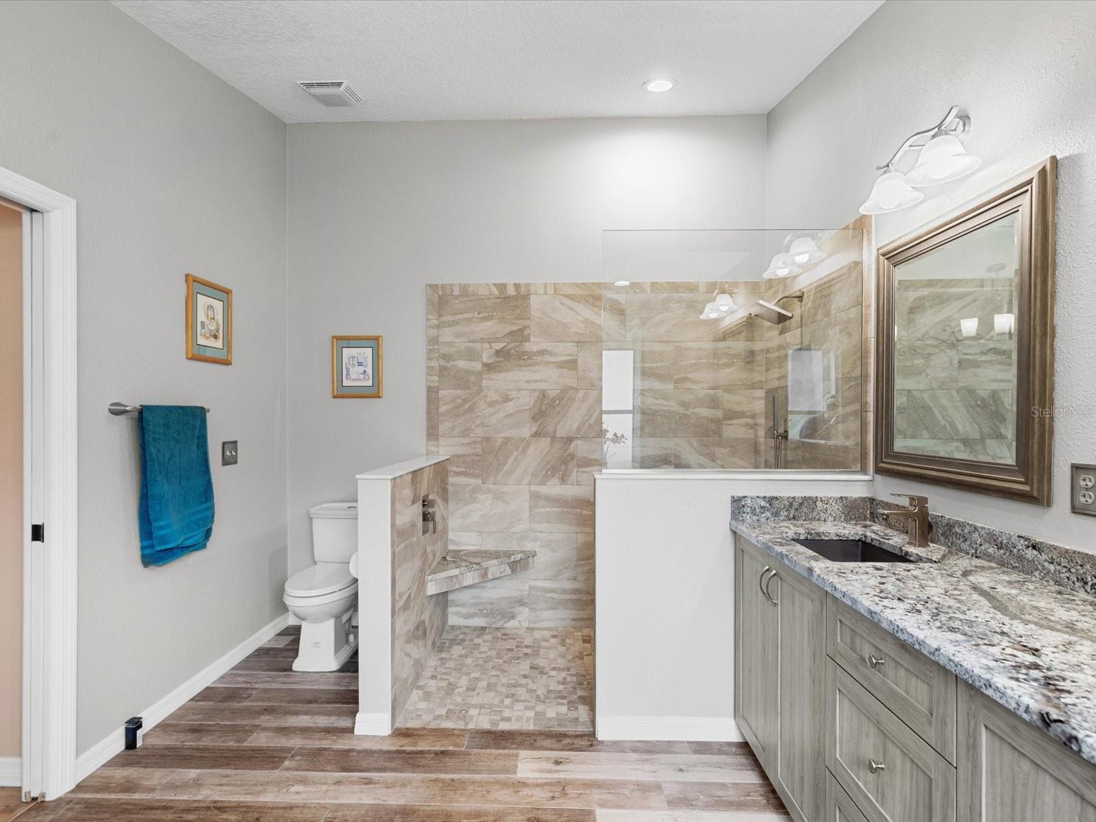 5235 POND VIEW CT, ZEPHYRHILLS, FL, 33541