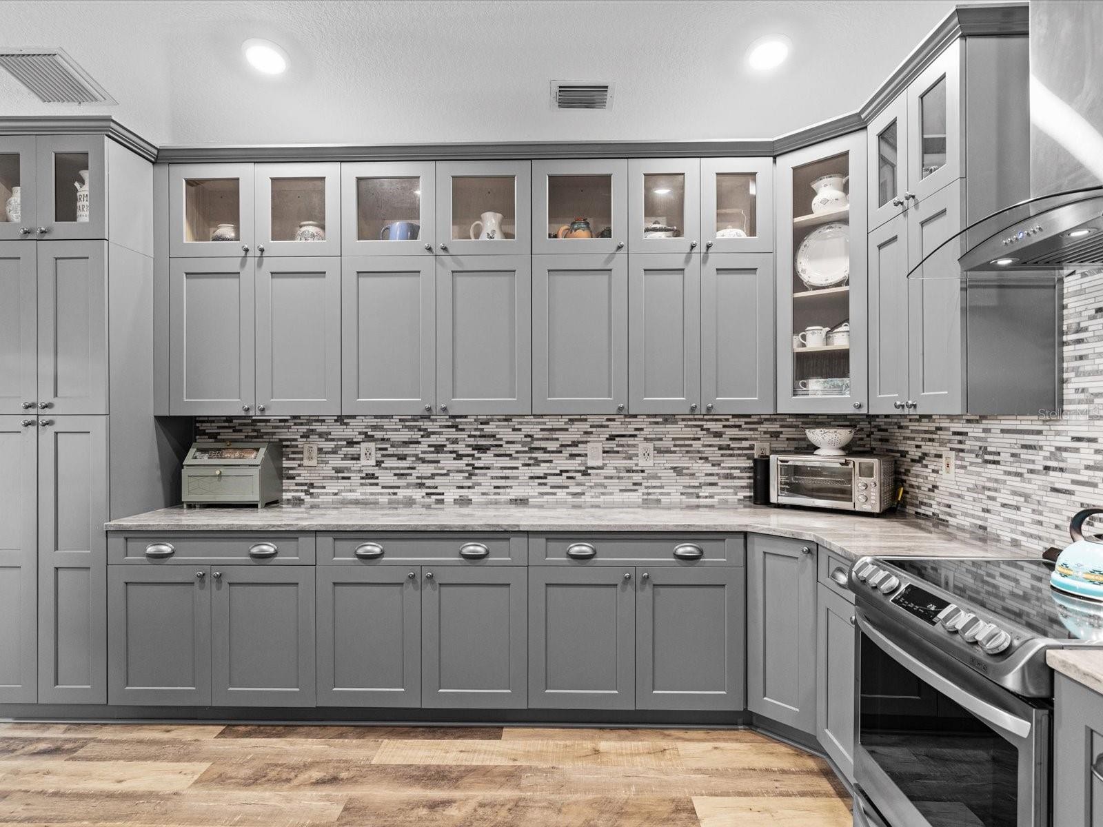 5235 POND VIEW CT, ZEPHYRHILLS, FL, 33541