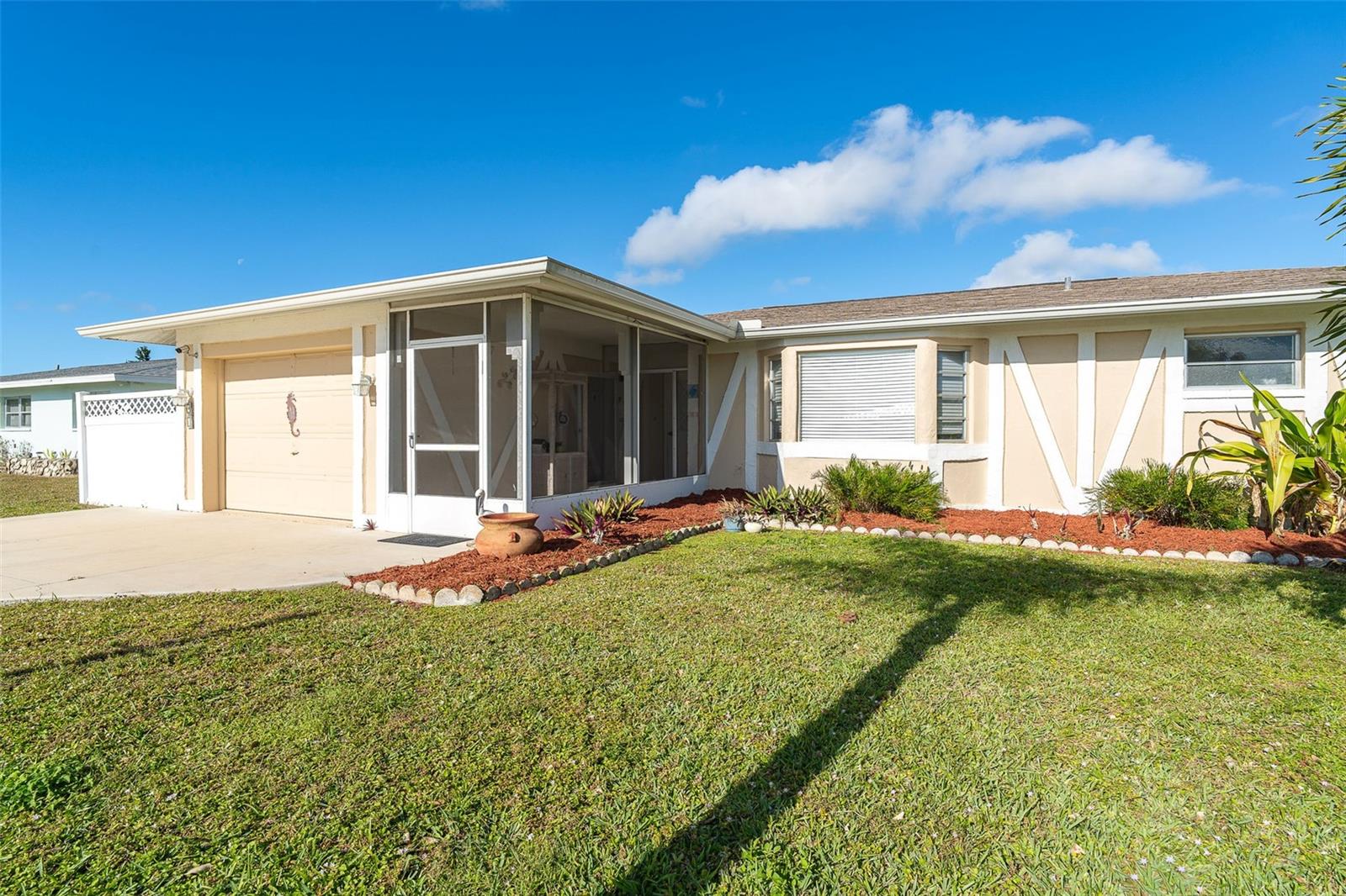 36 ANNAPOLIS LN, ROTONDA WEST, FL, 33947