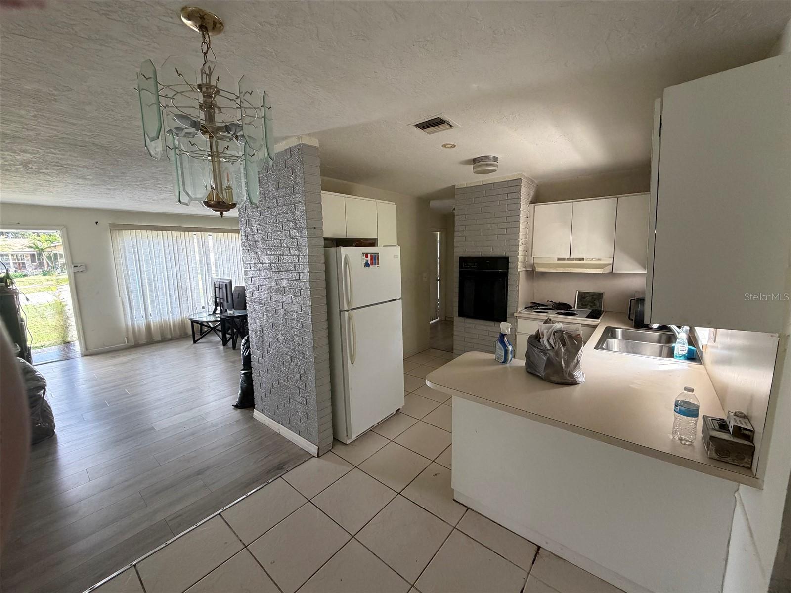 3750 NW 4TH CT, LAUDERHILL, FL, 33311