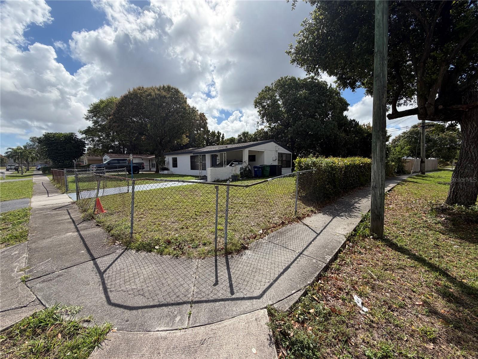 3750 NW 4TH CT, LAUDERHILL, FL, 33311