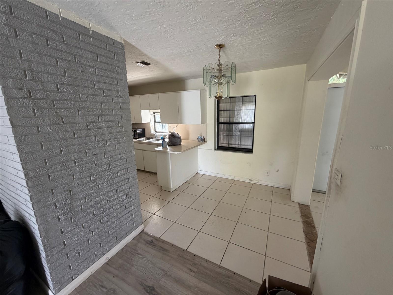 3750 NW 4TH CT, LAUDERHILL, FL, 33311