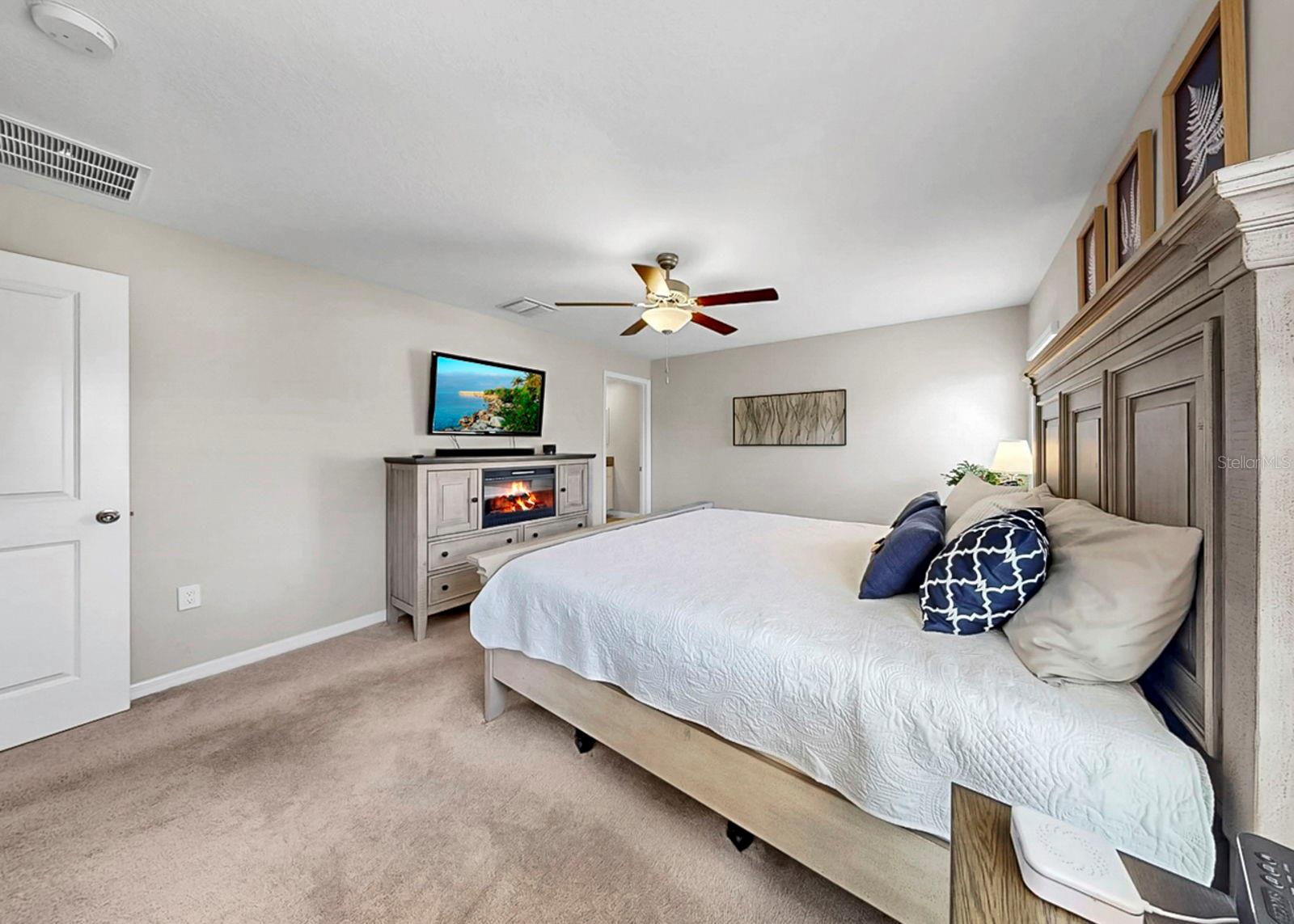 9341 CHANNING HILL DR, SUN CITY CENTER, FL, 33573